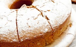 Cake with powdered sugar,ciambellone